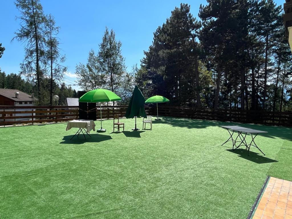 Hostel Il Pirata Каварено Екстериор снимка