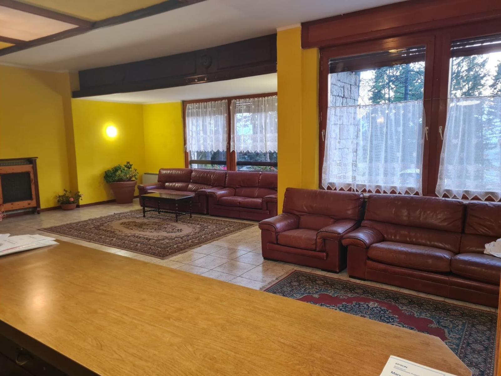Hostel Il Pirata Каварено Екстериор снимка