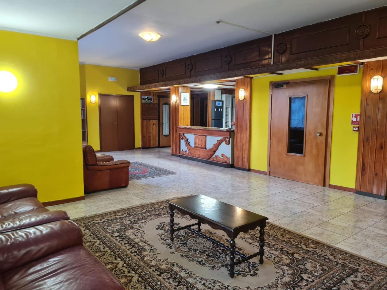 Hostel Il Pirata Каварено Екстериор снимка