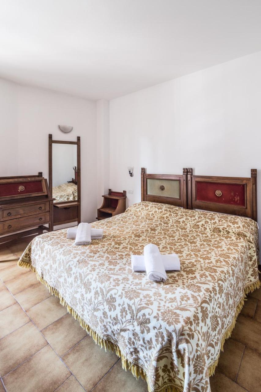 Hostel Il Pirata Каварено Стая снимка